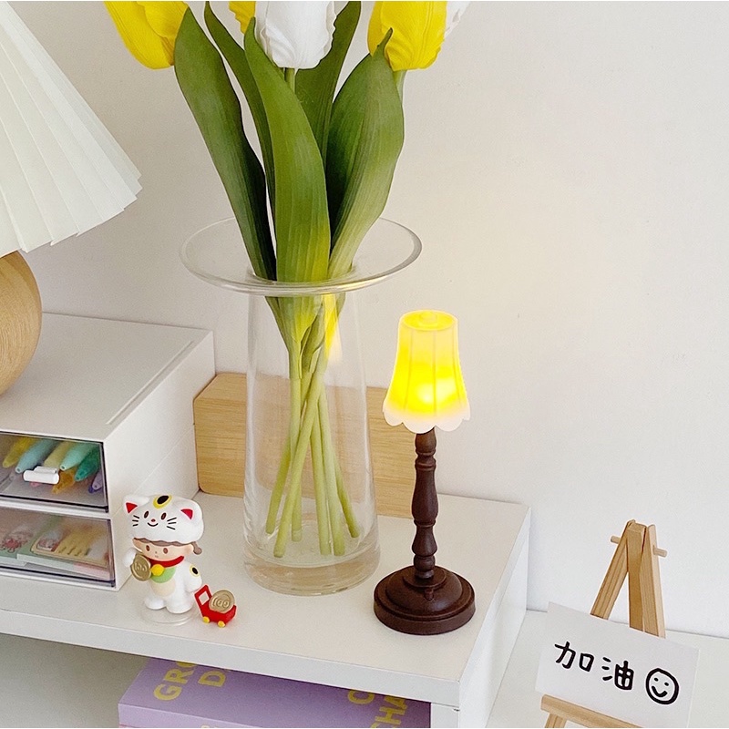 Đèn ngủ mini kiểu dáng vintage cổ điển tiện dụng trang trí bàn học decor phòng
