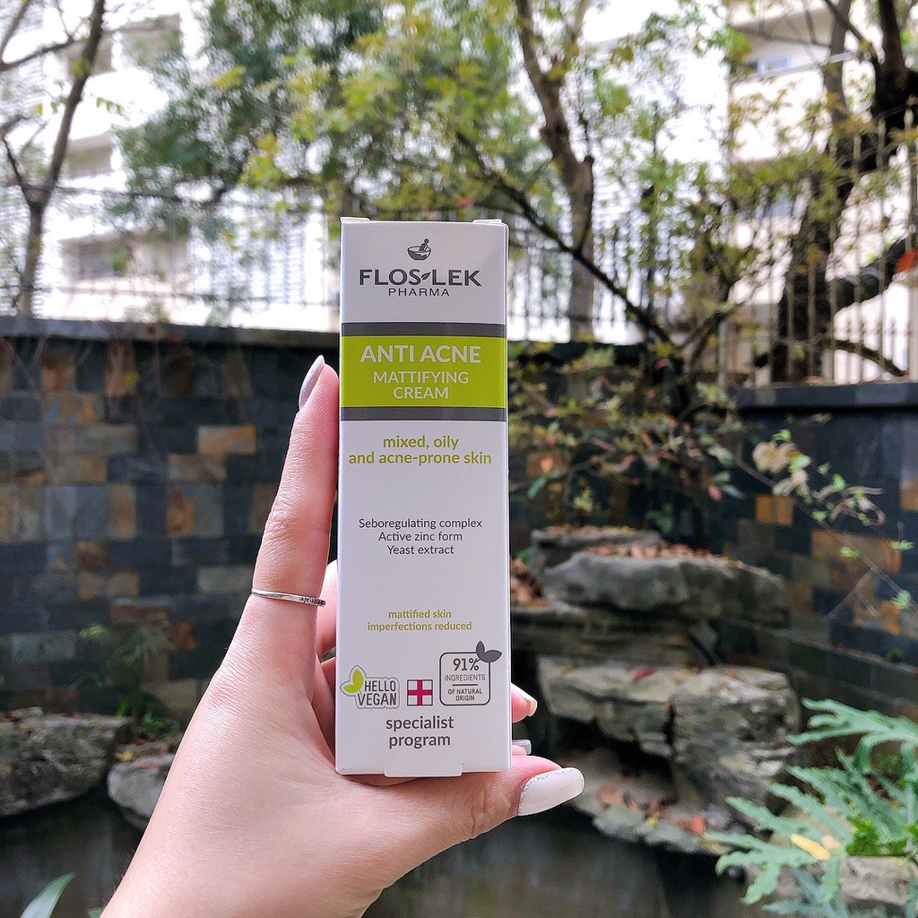 Kem kiểm soát dầu và điều tiết nhờn Floslek Anti Acne Mattifying Cream 50ml