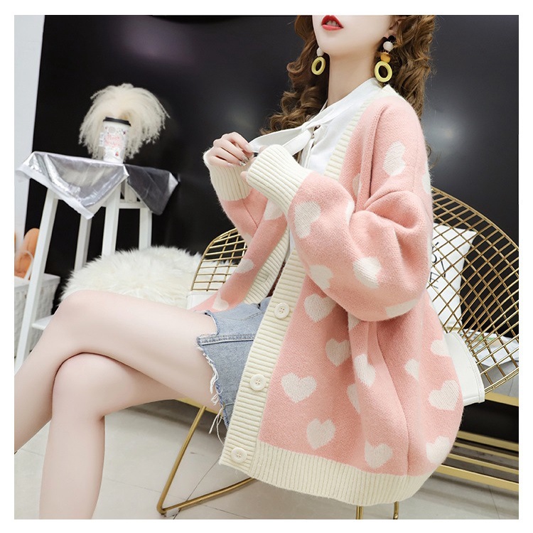 Áo cardigan len nữ họa tiết trái tim màu hồng khoác ngoài form rộng Quảng châu mới nhất thu đông 2022 kozoda AC49