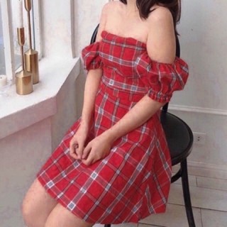 Đầm suông chữ A trễ vai tay phồng caro đỏ Tết ulzzang