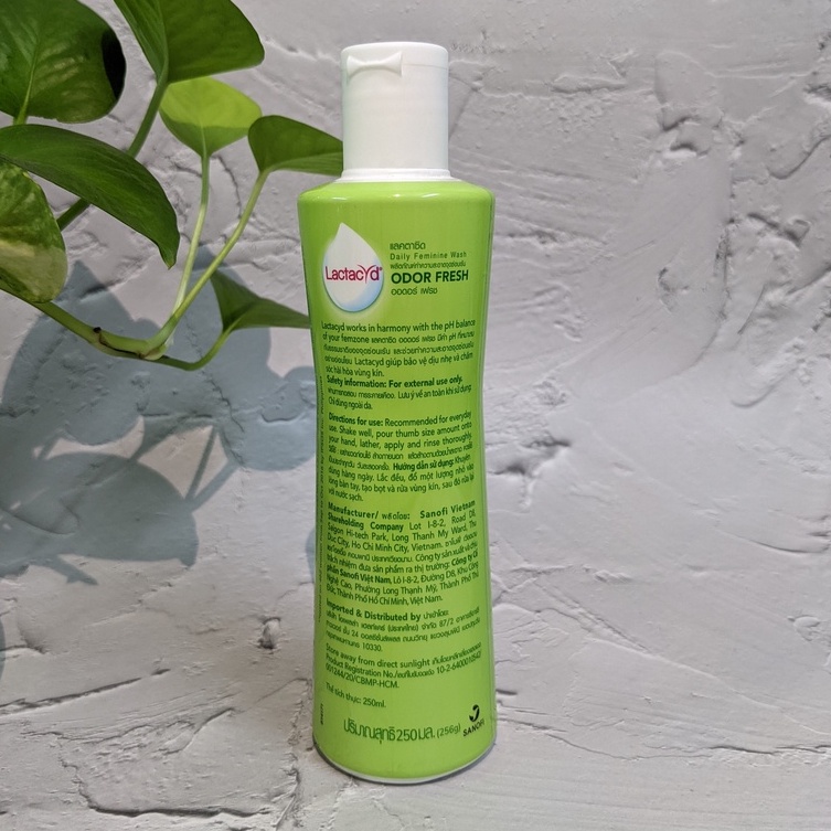 Dung Dịch Vệ Sinh Phụ Nữ Lactacyd 250ml Odor Fresh Ngăn Mùi 24H + Pro Sensitive Cho Da Nhạy Cảm