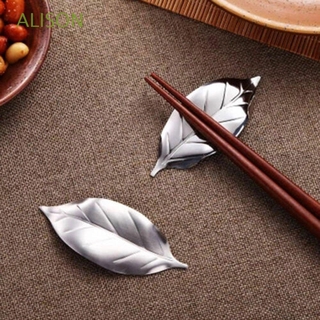Giá gác đũa hình chiếc lá bằng thép không gỉ 304 chất lượng