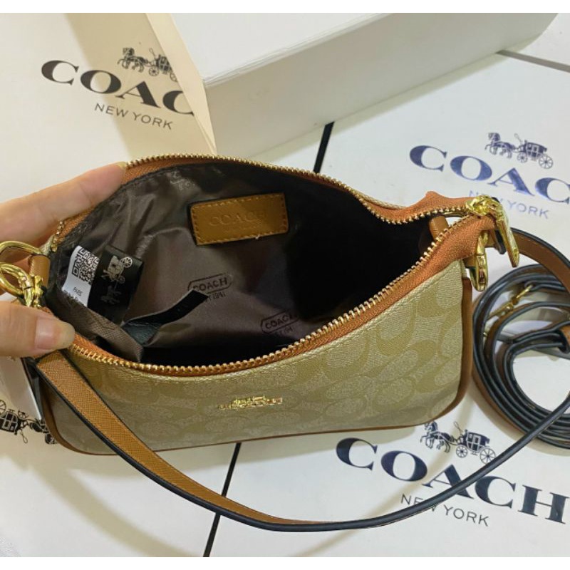 TÚI CHỮ C DÁNG THUYỀN KẸP NÁCH SIZE 22CM