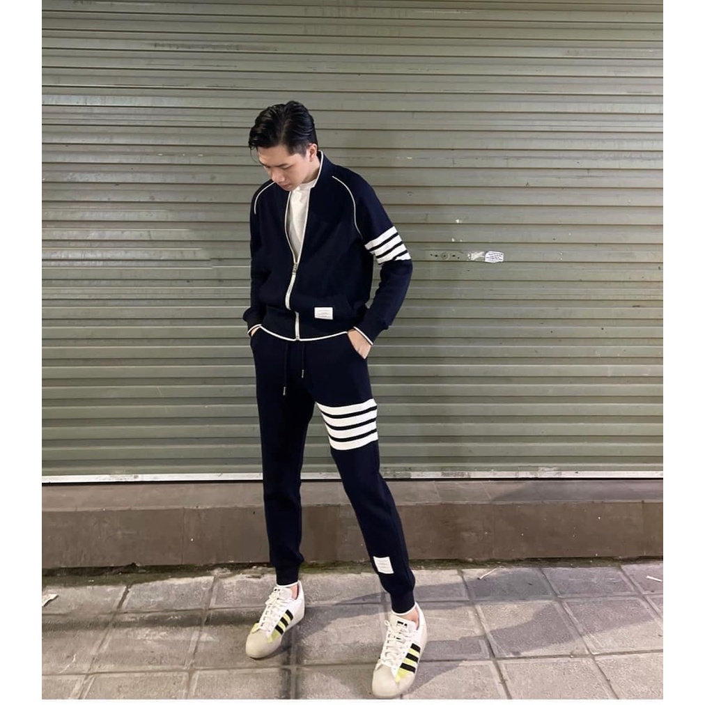 Bộ Thể Thao Viền 3 Sọc Vai Màu Đen Mix Viền Trắng Nổi Bật Đặc Biệt,Phong Cách Trẻ Trung Năng Động Phù Hợp Đi Học-Đi Chơi