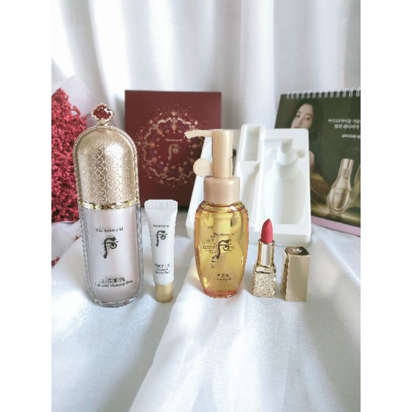 Set kem lót whoo hồng Essential makeup Base