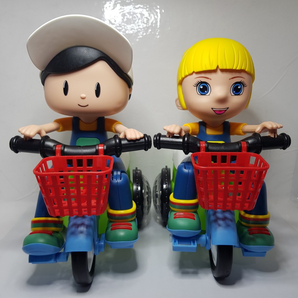 Đồ chơi em bé đi xe đạp xoay 360 độ phát nhạc có đèn