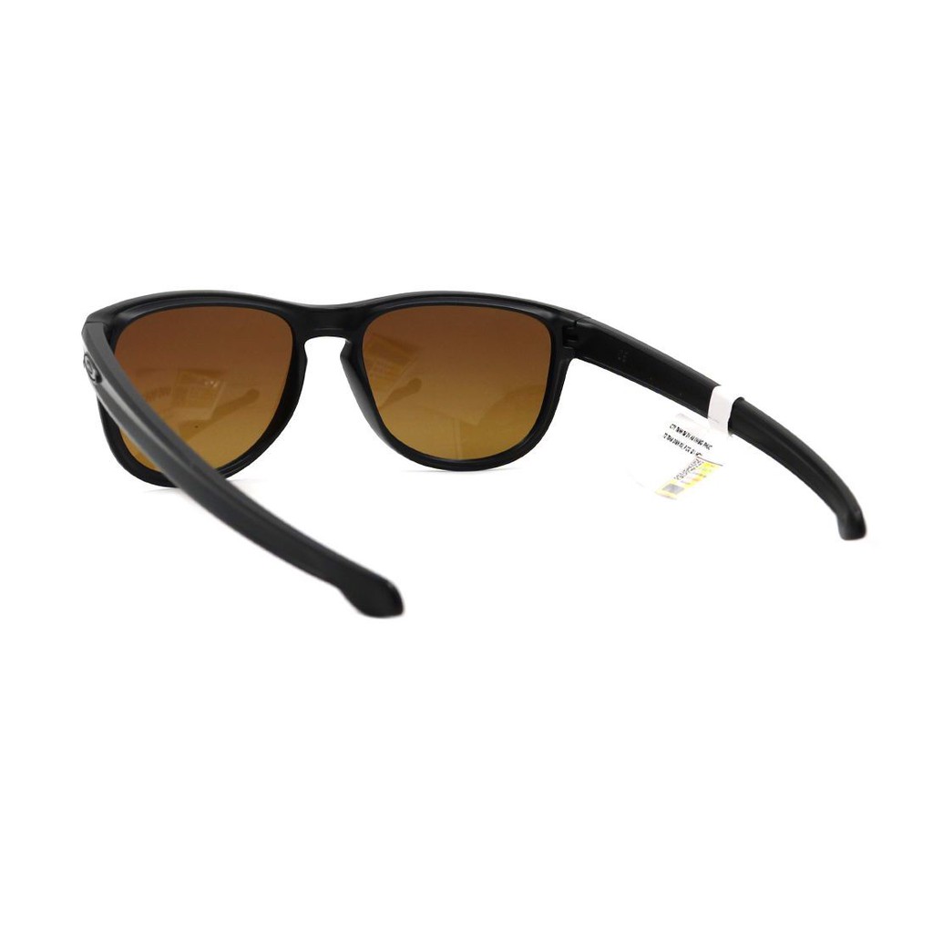 Kính mát nam nữ Oakley 0OO93420 màu sắc thời trang