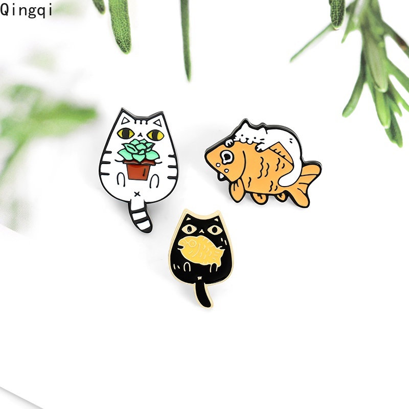 Ghim cài áo MISS ZOE hình mèo béo và cá màu trắng đen dễ thương xinh xắn