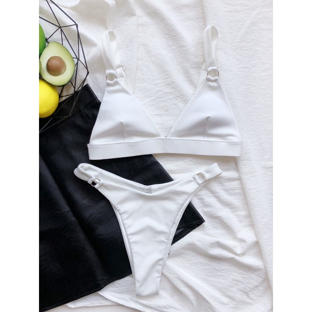 Bộ đồ bơi hai mảnh màu trắng đen thời trang quyến rũ cho nữ | WebRaoVat - webraovat.net.vn