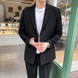 Áo blazer đen dài phong cách Hàn Quốc