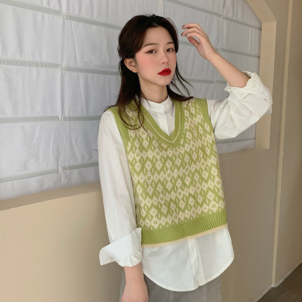 Áo gile vintage thổ cẩm theo phong cách Hàn Quốc