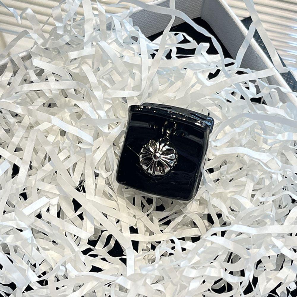 Kẹp Tóc Càng Cua Hình Chữ C Phong Cách Vintage Thanh Lịch Cho NữKẹp Tóc Hình Cá Mập Dễ Thương Xinh Xắn Cao Cấp