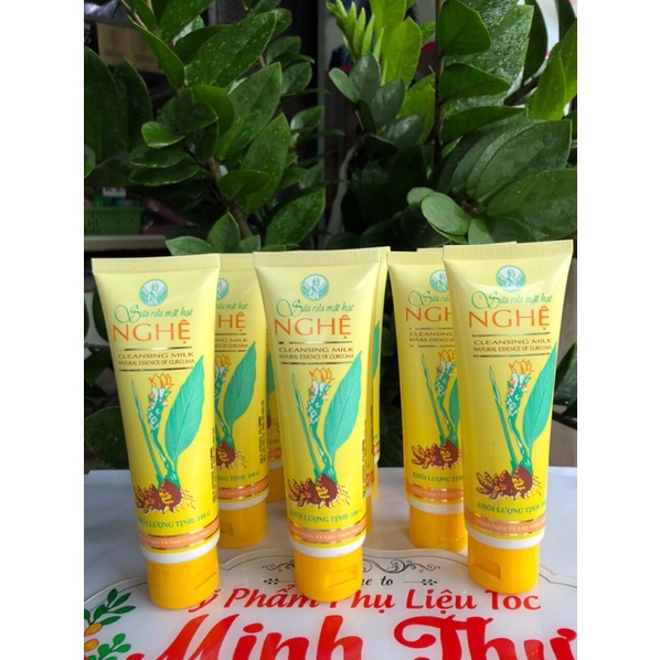 Sữa Rửa Mặt Hạt Nghệ Thorakao 100g