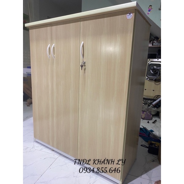 Tủ nhựa đài loan 3 cánh vân gỗ ngang 105 cao 125