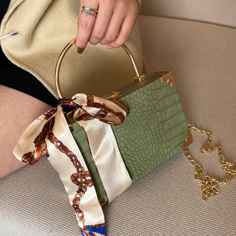 Túi Đeo Vai Hình Vuông Cỡ Nhỏ Phối Dây Đeo Sợi Xích Phong Cách Cổ Điển Thời Trang Cho Nữ