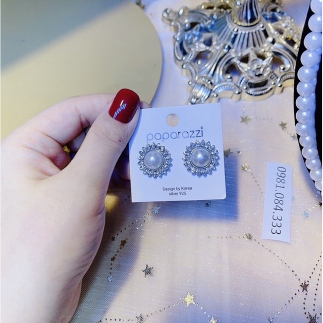 Đôi bông tai hoa hồng