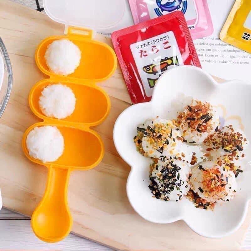 khuôn lắc cơm bi cho bé ăn dặm, khuôn cơm lắc tay tặng kèm muôi xới cơm