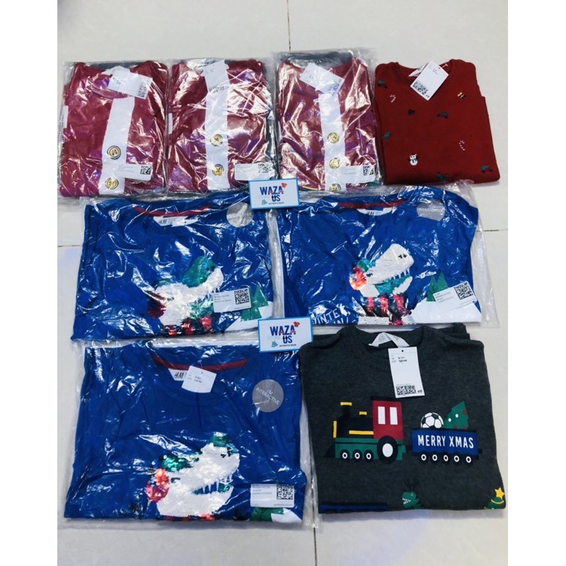 Áo noel bé trai HM vuốt đổi hình