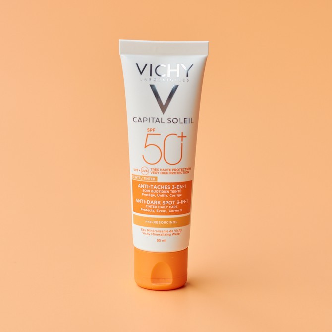 Kem chống nắng Vichy Ideal Soleil Anti-Dark Spots SPF50+ ngăn sạm da, mờ thâm nám 50ml