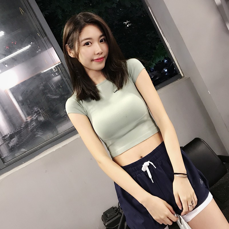 (Hà Nội) Áo thun phông ngắn thể thao nữ California (Đồ tập gym,yoga) Croptop (Không Quần) - NAM - Siêu HOT