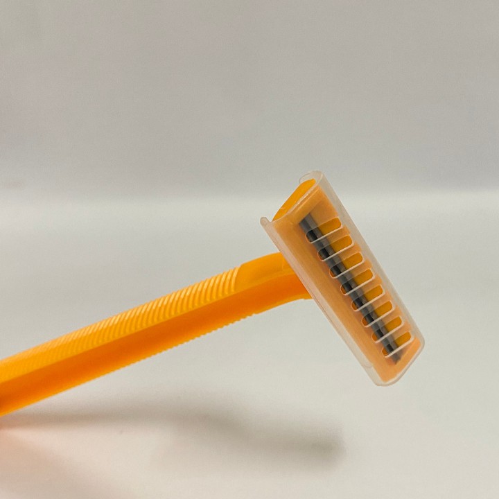 Dao cạo râu cổ điển Zazors,lưỡi dao cạo râu kép cực sắc chuôi làm bằng nhựa cứng dùng 1 lần.Mã DC01
