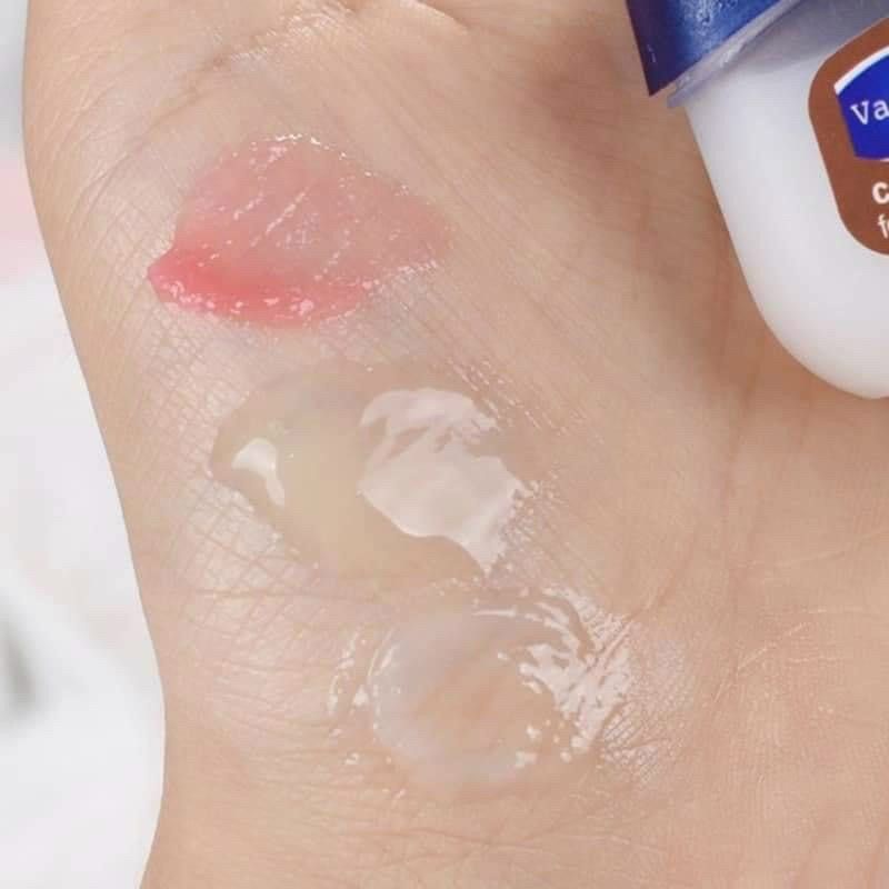 Lọ dưỡng vaseline hồng