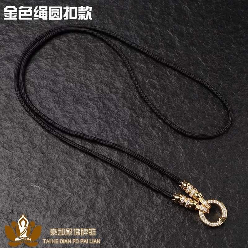 Dây đeo đính đá phong thuỷ