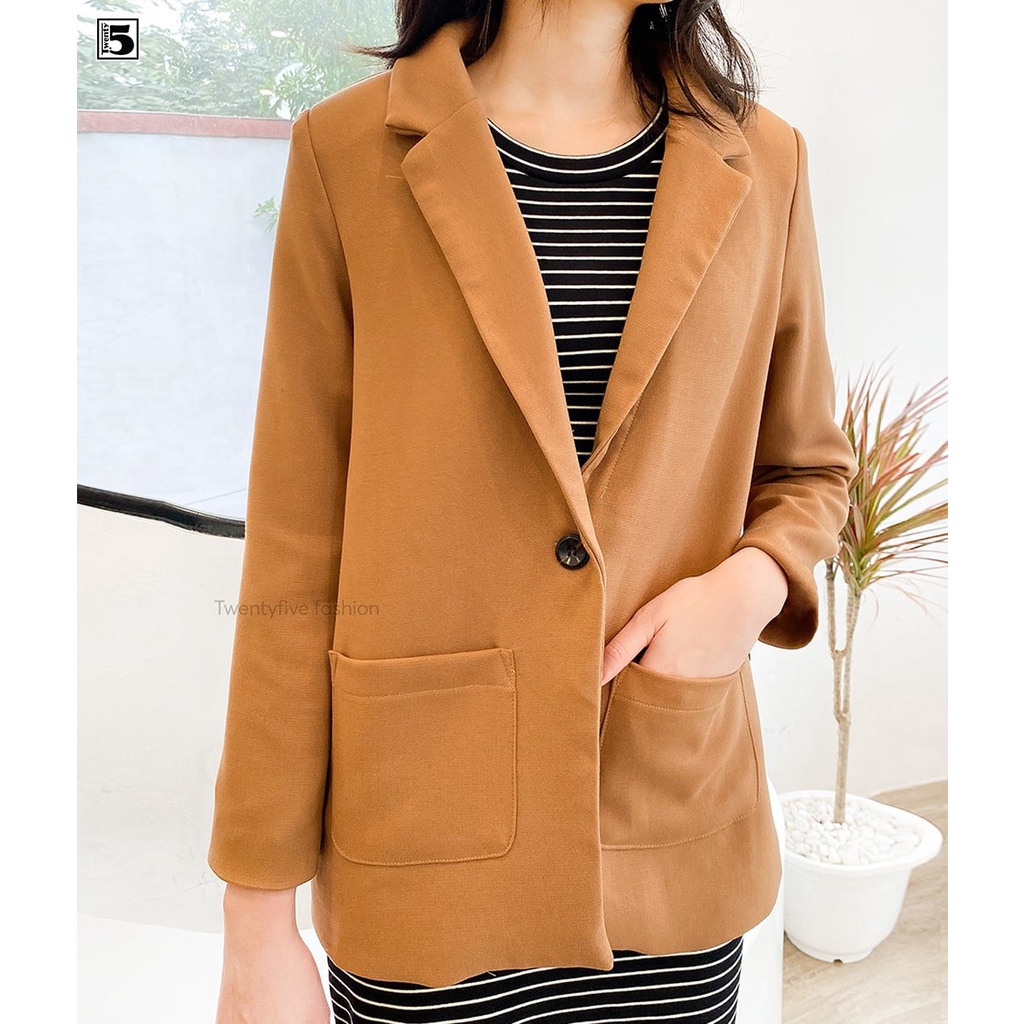 Áo vest nữ một cúc túi ốp Twentyfive NV19