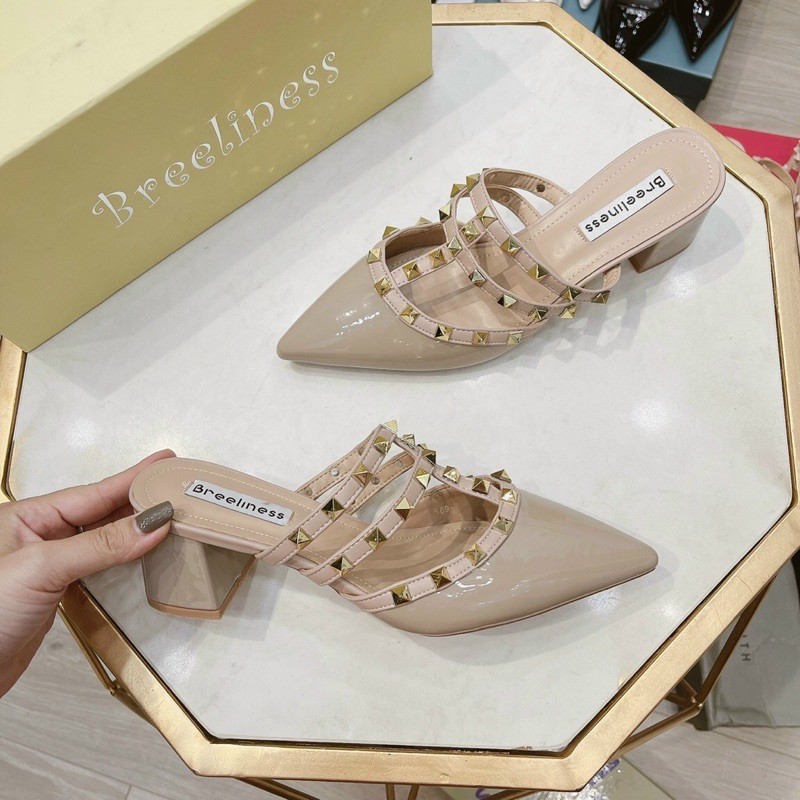 💕💕💕💕Sục Valentino đinh new gót vuông về hàng