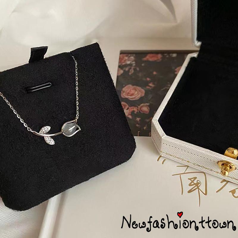 Vòng cổ Mặt Hoa Tulip Thời Trang Cao Cấp Cho Nữ