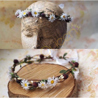 Vòng hoa đội đầu hoa cúc hoạ mỉ phối quả đỏ