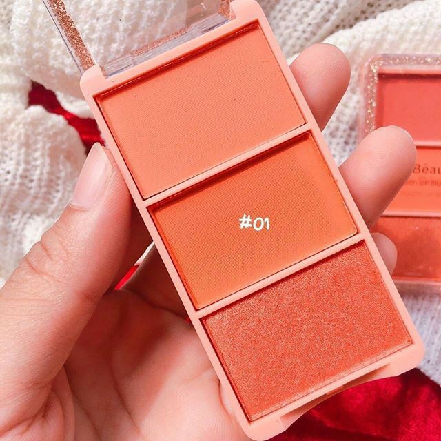 Phấn má hồng 3 ngăn Kiss Beauty Peach of Blush ( nấm rơm shop) | BigBuy360 - bigbuy360.vn