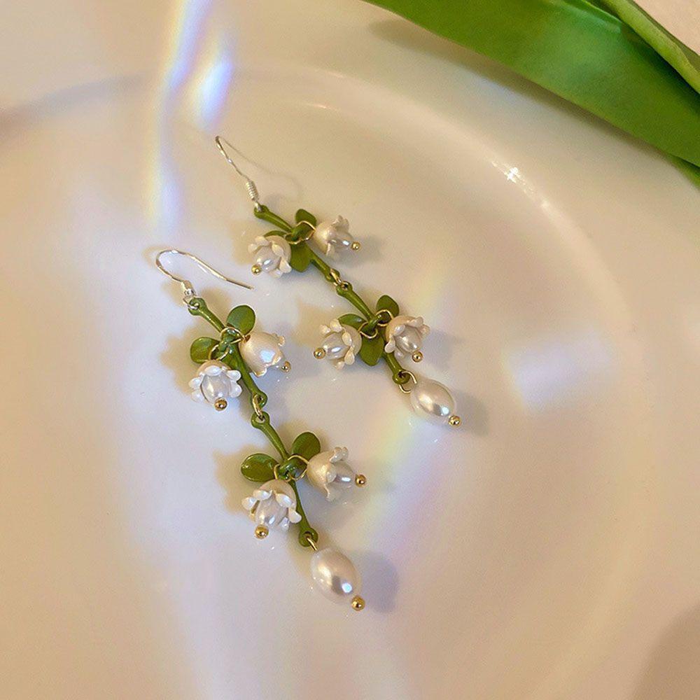 Hoa Tai Dáng Dài Hình Hoa Lily Phong Cách Hàn Quốc