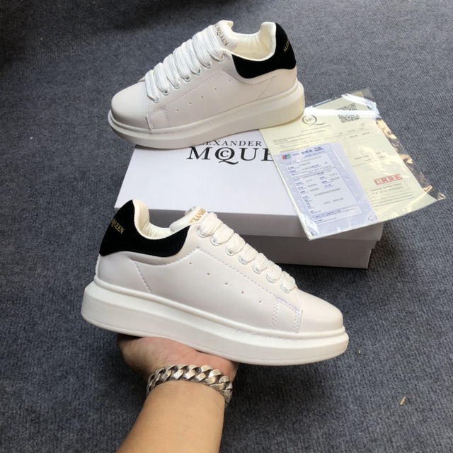 [Tặng hộp tất thời trang và dây mc bản to bill] giầy thể thao MC trắng đen nam nữ | BigBuy360 - bigbuy360.vn