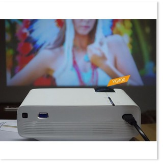 Máy chiếu mini nhỏ gọn YG400 + màn chiếu 120 inch