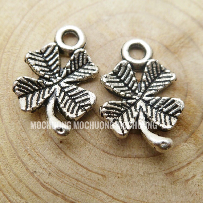 Charm treo cỏ 4 lá - KL159