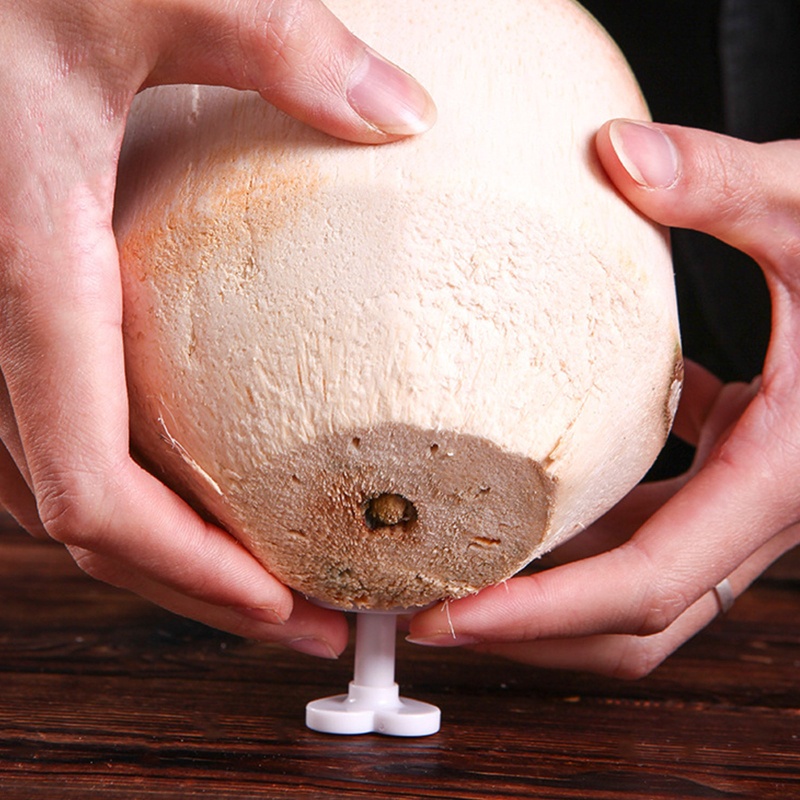 Dụng Cụ Mở Dừa Dễ Sử Dụng Cho Nhà Bếp