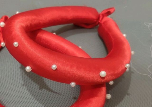 Mấn trơn đính hạt đội đầu phù dâu, cô dâu