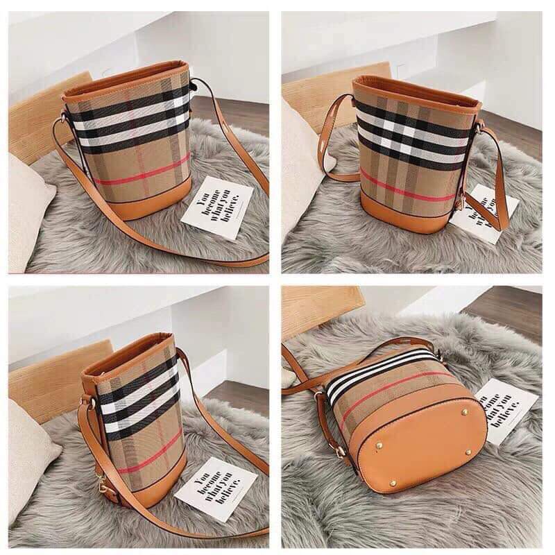 Túi kẻ sọc burberry