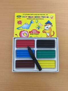 1 hộp đất nặn Mic 6 màu