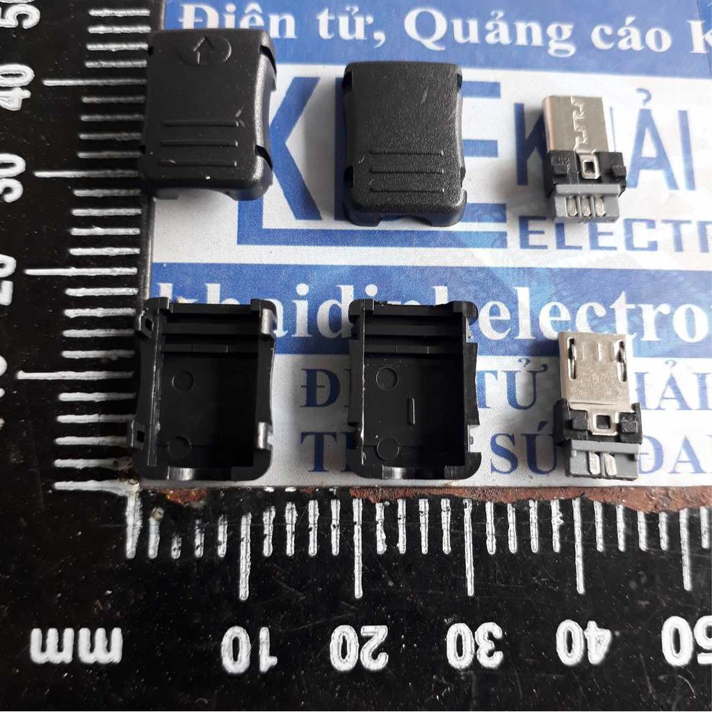 10 bộ ĐẦU JACK MICROUSB ĐỰC 5P CÓ VỎ NHỰA MÀU ĐEN kde3759