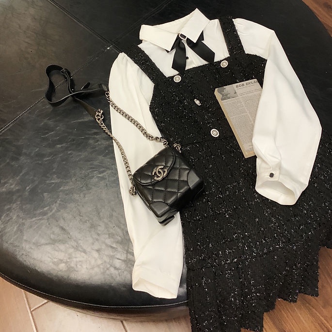 Bộ đồ nữ Váy Xuân Hè Áo phông trắng + Đầm đen Sling Dress Bộ đồ thanh lịch thời trang 2022 | BigBuy360 - bigbuy360.vn