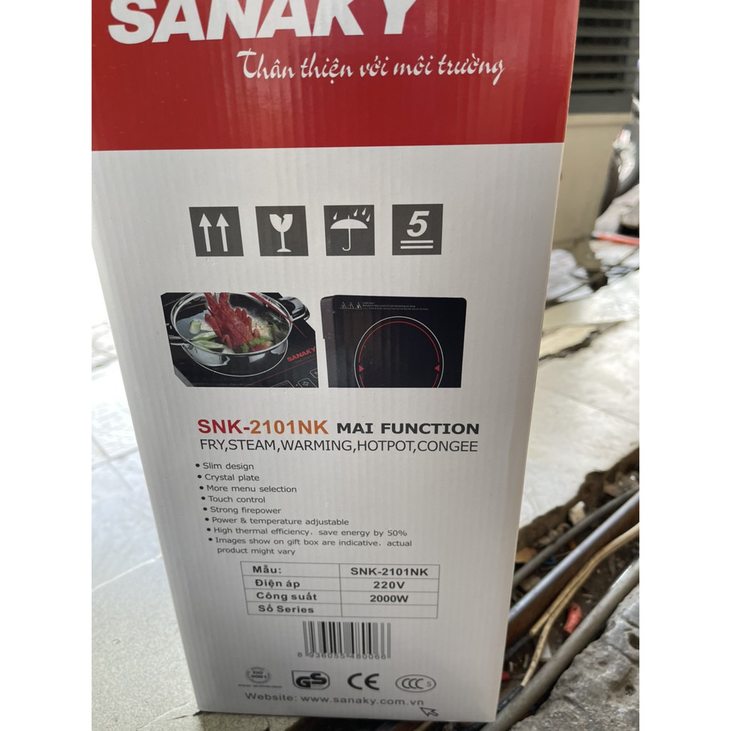 Bếp hồng ngoại SANAKY 2101NK CHÍNH HÃNG có tặng kèm nồi