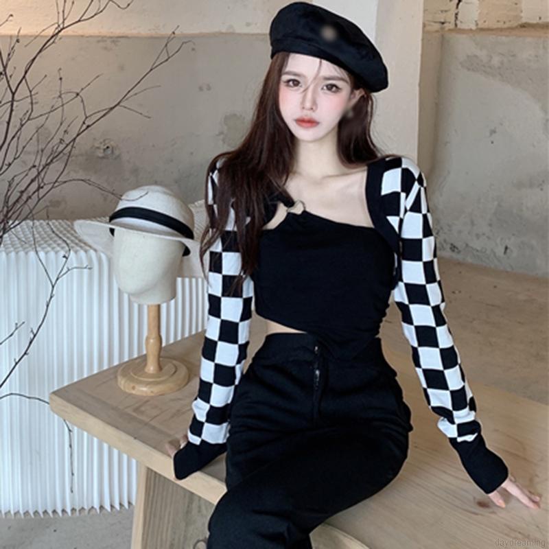 Crop top hai dây đan dây ngực