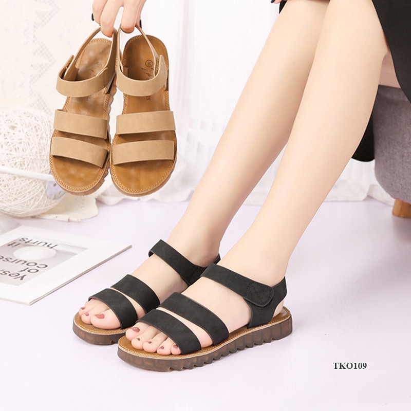 (Ảnh thật) Sandals nữ, Dép quai hậu loại quai ngang và chéo, đi êm, chống trơn trượt đi học, đi làm, đi du lịch TKO109