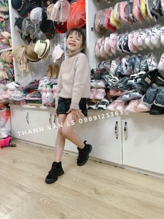 Giày cao cổ cho bé trai bé gái ( Ảnh shop tự chụp và khách đi )