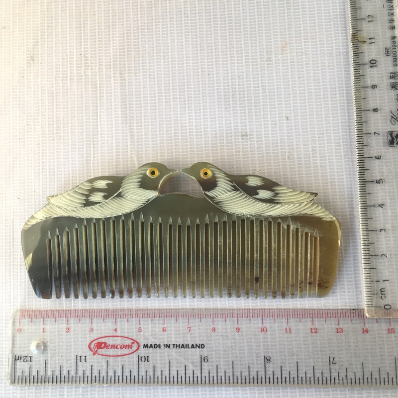 Lược sừng hình đôi chim (L24 Uyên ương)