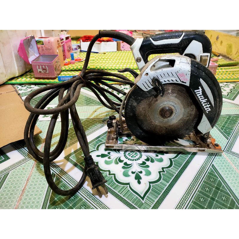 Cưa đĩa nhật bãi makita 5731s
