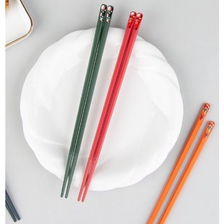 Bộ 5 Đôi Đũa Gia Đình Ấm Gift & Decor Chống Mốc Có Hình Dễ Thương, An Toàn Sạch Sẽ Khi Sử Dụng