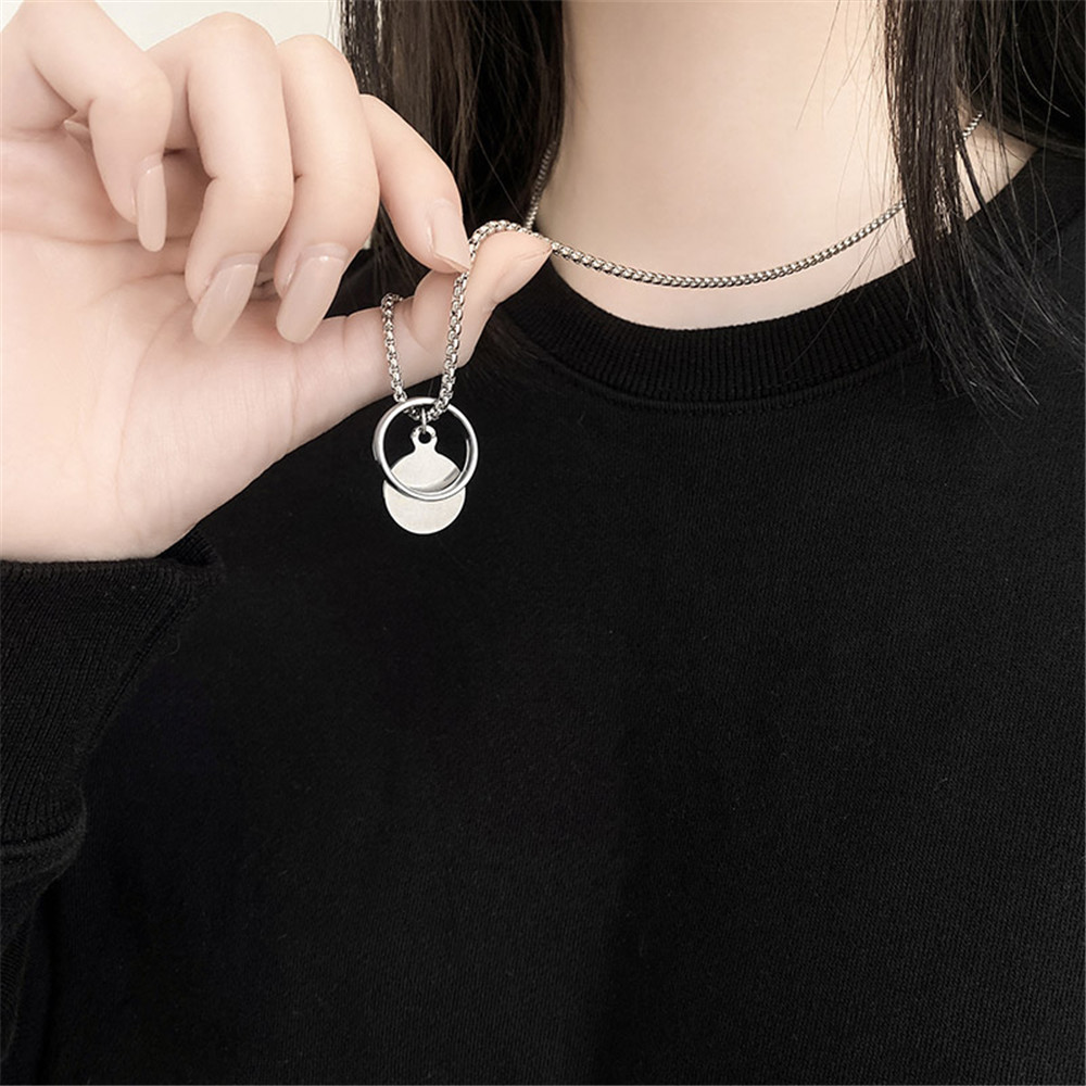 Dây chuyền kim loại thiết kế mặt tròn trẻ trung cá tính dành cho unisex Yanqueens Đồ trang sức Quà tặng